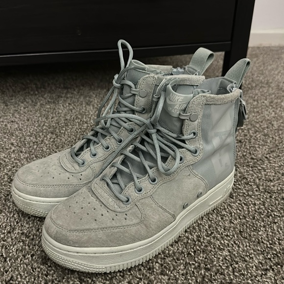 Nike SF AF-1 size 7 women’s . Perfect condition. pumice - Picture 1 of 3
